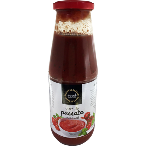 Organic Tomato Passata with Basil- 680g